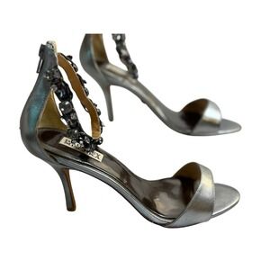 Badgley Mischka Loretta‎ Dual Pearl Rhinestone Stiletto Silver Size 9